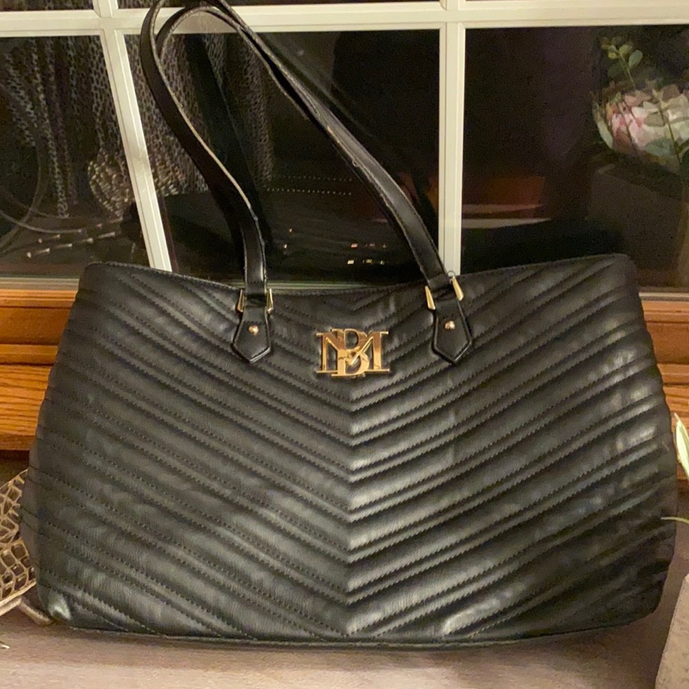 Badgley Mischka quilted tote